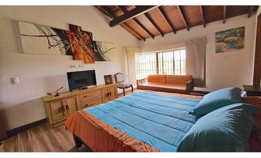 Venta de Finca en La Ceja | Reformada, con vista y huerta productiva