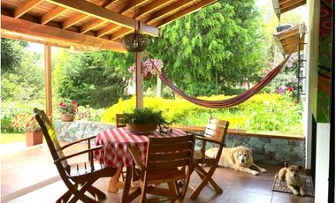 Venta de Finca en La Ceja | Reformada, con vista y huerta productiva