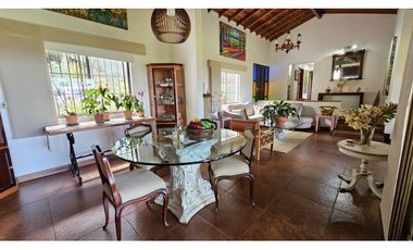 Venta de Finca en La Ceja | Reformada, con vista y huerta productiva