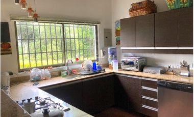 Venta de Finca en La Ceja | Reformada, con vista y huerta productiva