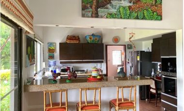 Venta de Finca en La Ceja | Reformada, con vista y huerta productiva