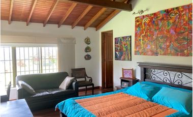 Venta de Finca en La Ceja | Reformada, con vista y huerta productiva