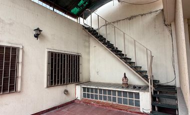 Casa en  dos plantas