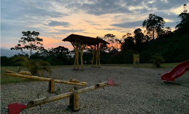 VENTA LOTE CON RESTAURANTE Y CASA LA MESA CUNDINAMARCA