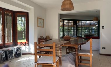 Casa en venta en Ing Maschwitz-5ambientes.