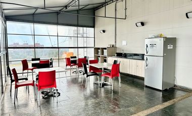 Excelente oficina para arriendo en edificio Semana - El Nogal