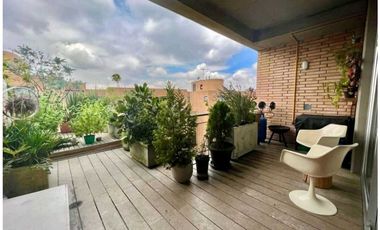 Arriendo  Apartamento con Terraza en Rosales Bogota Disp Agosto 2025