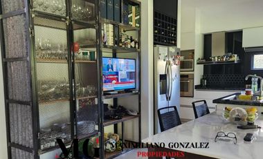 Casa en venta, 5 ambientes. Terralagos, Canning.