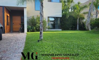 Casa en venta, 5 ambientes. Terralagos, Canning.