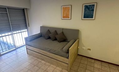 AMOBLADO 1 DORM NVA CBA