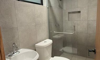 Casa en venta en Fracc. Privado en Coatepec con los acabados más premium