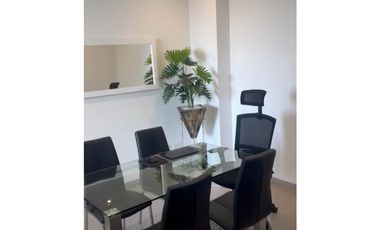 SE VENDE APARTAMENTO EN LA AVENIDA SUR