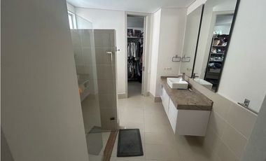 Vendo Apartamento tipo Luxury en Altos de Riomar