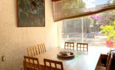 CASA EN VENTA EN LOMAS DE BEZARES