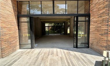 EXCLUSIVO LOCAL PARA ESTRENAR EN LAS LOMAS, EL POBLADO