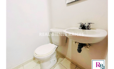 Se Vende Apartamento en 2 Piso - Unidad Cerrada