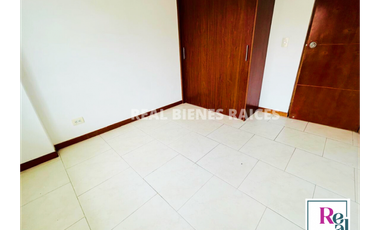 Se Vende Apartamento en 2 Piso - Unidad Cerrada