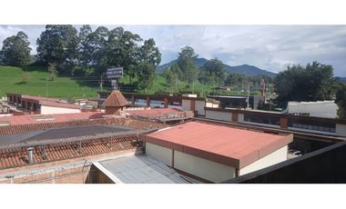 Edificio ubicado en el municipio de La Ceja Antioquia.