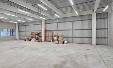 Bodega 500m2 con acceso a trailer y camionetas en Central Poniente Observatorio