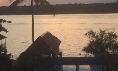 Casa a Pie de Laguna en Venta en Tequesquitengo
