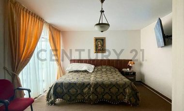 VENTA DE CASA DE 3PISOS EN URB. LAS BRISAS DE VILLA-CHORRILLOS