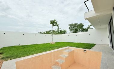 Casa en Privada Residencial en Sitpach