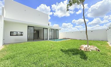 Casa en Privada Residencial en Sitpach