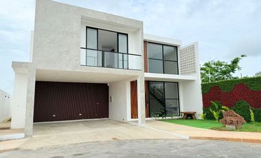 Casa en Preventa en Privada Residencial en Sitpach