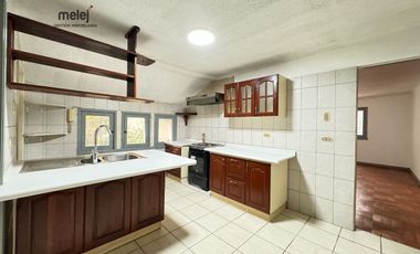 Vende Dos Casas Espectaculares Independiente Habitacional o Comercial Miraflores