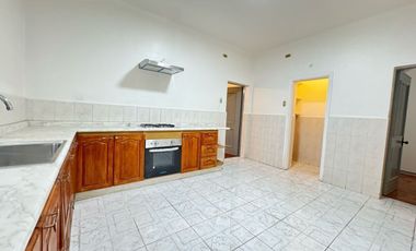 Vende Dos Casas Espectaculares Independiente Habitacional o Comercial Miraflores