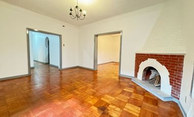 Vende Dos Casas Espectaculares Independiente Habitacional o Comercial Miraflores