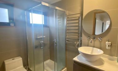 Venta Casa Moderna en condominio, Mantagua