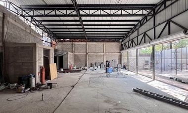 Local Comercial en Renta en Circuito