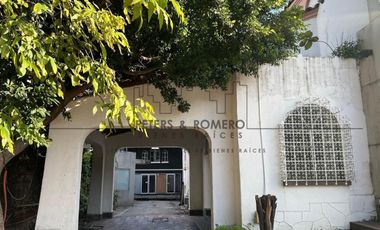 Casa con Uso Comercial Limitado en Paseo de la Reforma