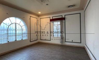 Casa con Uso Comercial Limitado en Paseo de la Reforma