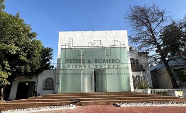 Casa con Uso Comercial Limitado en Paseo de la Reforma