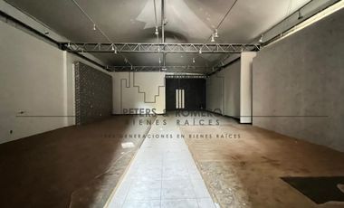 Casa con Uso Comercial Limitado en Paseo de la Reforma