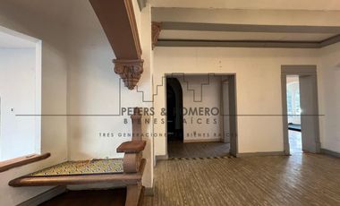 Casa con Uso Comercial Limitado en Paseo de la Reforma
