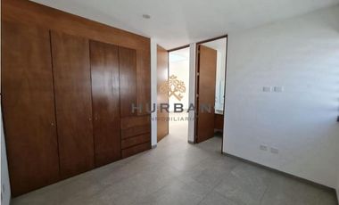 HURBAN VENDE casa en coto LORETA al norponiente de la ciudad.