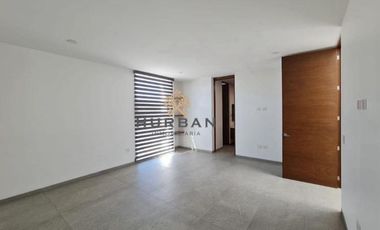 HURBAN VENDE casa en coto LORETA al norponiente de la ciudad.