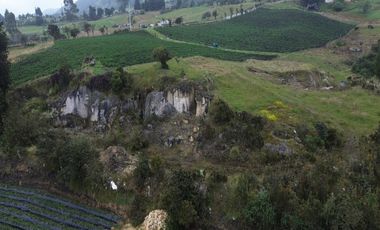 Sibaté Finca Semi Plana 4.9 Fanegadas Con Fuentes De Agua Y Fácil Acceso – ¡Su Refugio Ideal!