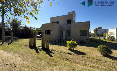 VENTA CASA B° PRIVADO LOS OLMOS ZONA SUR