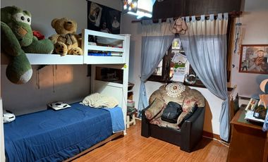 Casa 3 Ambientes con cochera pasante