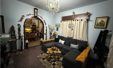 Casa 3 Ambientes con cochera pasante