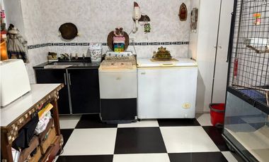 Casa 3 Ambientes con cochera pasante