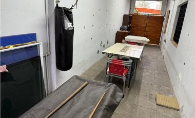 Casa 3 Ambientes con cochera pasante