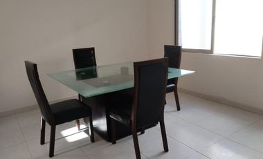 CASA EN RENTA EN SUPERMANZANA 11