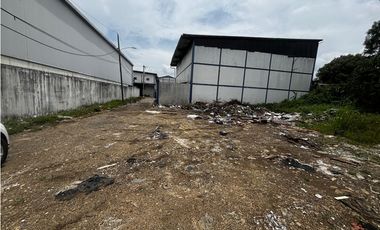 RIO ABAJO / TERRENO / 550M / PLANO / VIA PRINCIPAL