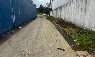 RIO ABAJO / TERRENO / 550M / PLANO / VIA PRINCIPAL