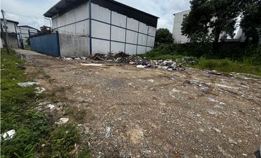 RIO ABAJO / TERRENO / 550M / PLANO / VIA PRINCIPAL